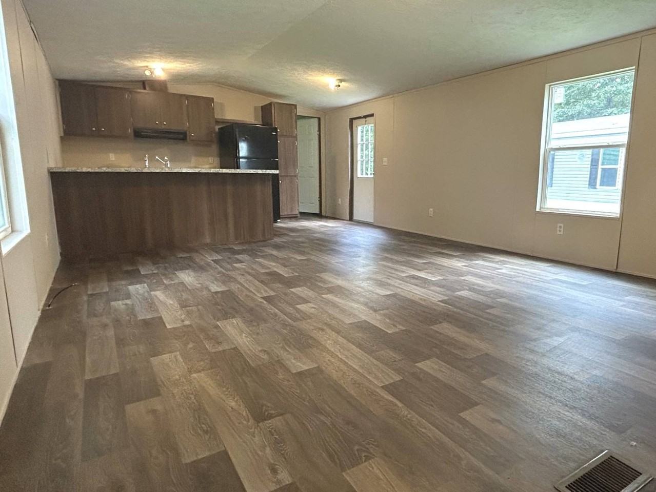 302 Autumn Ln #37 - Photo 5 of 22