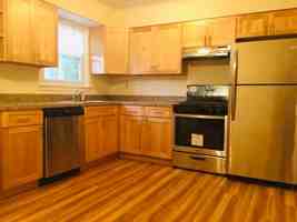 featured image of 12 Valentine Ave #4