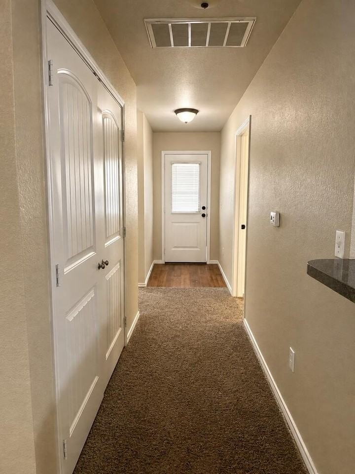 907 Copus Cir - Photo 7 of 13