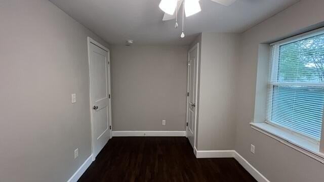 862 Berry St Ne - Photo 6 of 10