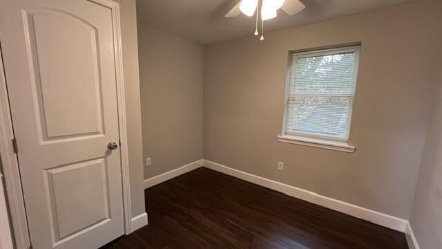 862 Berry St Ne - Photo 7 of 10