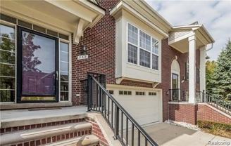 758 Sandalwood Dr - Photo 1 of 1