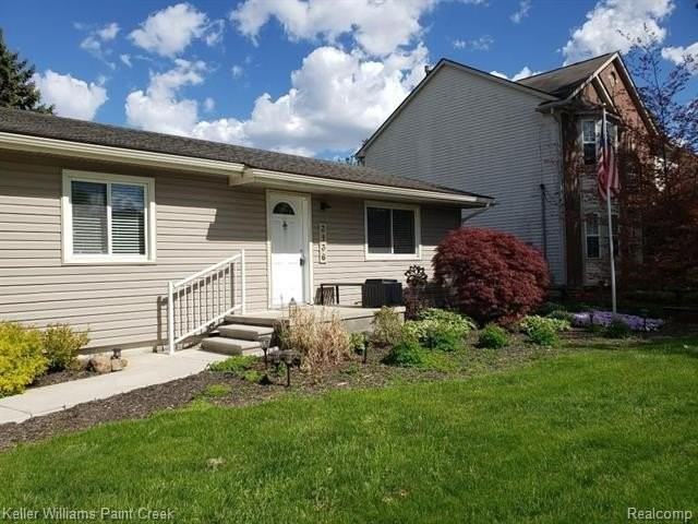 3136 Kilmer Dr - Photo 4 of 46