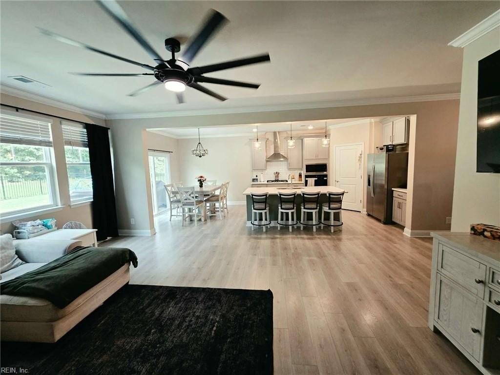196 Royal Blackheath - Photo 3 of 14