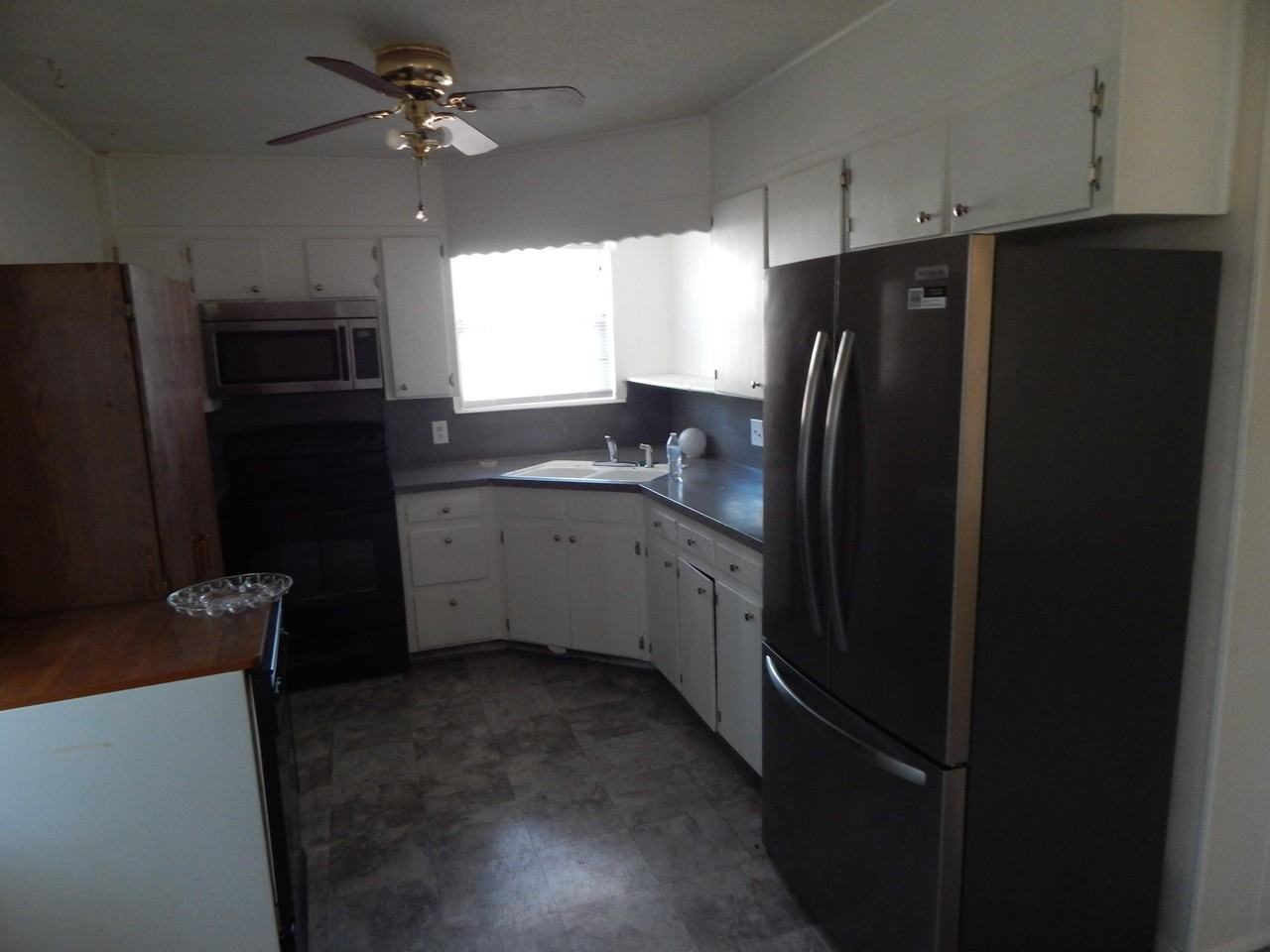 822 Stonewall Dr - Photo 5 of 8