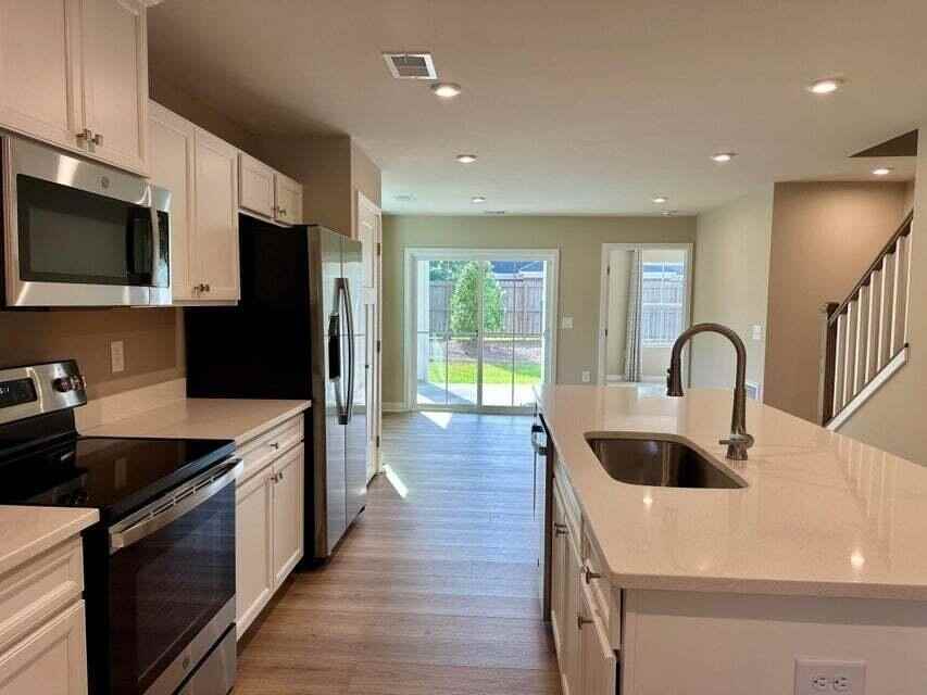107 Oxbow Dr - Photo 5 of 13