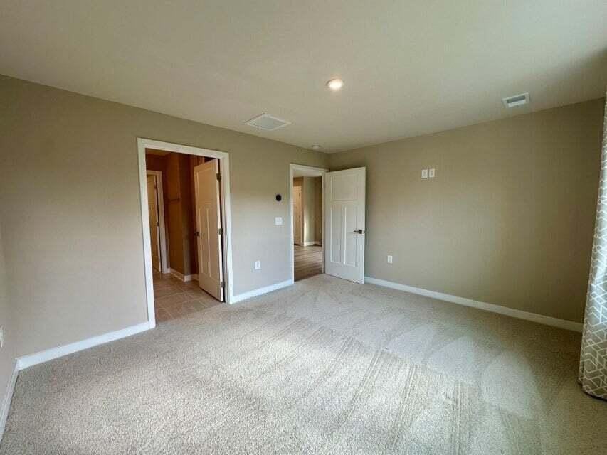 107 Oxbow Dr - Photo 7 of 13