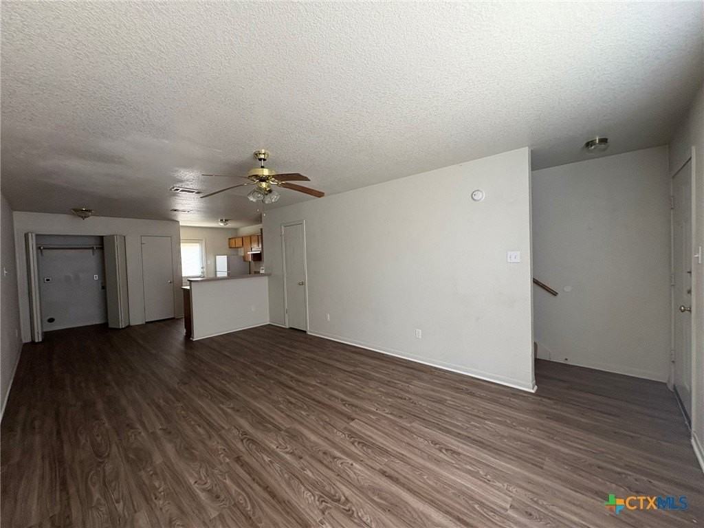 4210 Primrose Dr #C - Photo 3 of 15