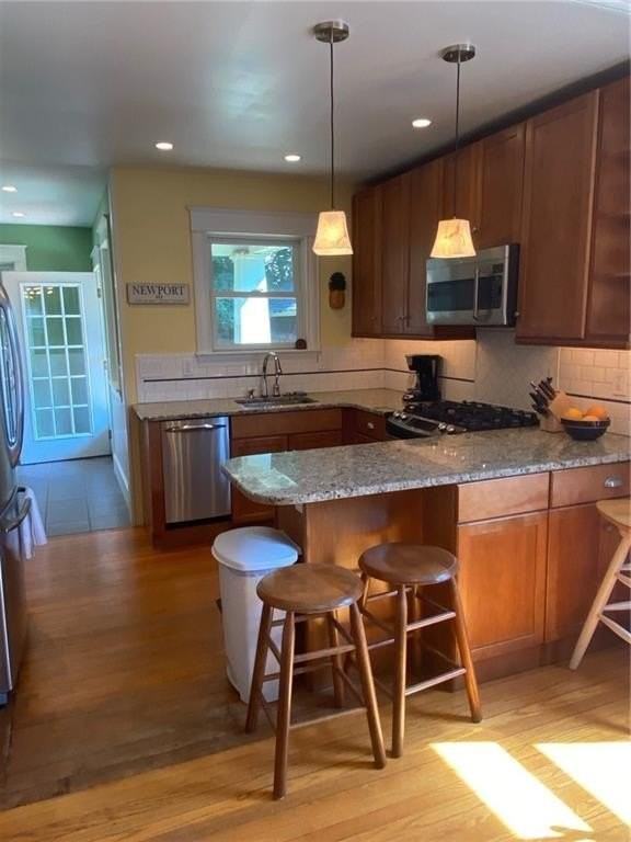24 Burdick Ave - Photo 6 of 20