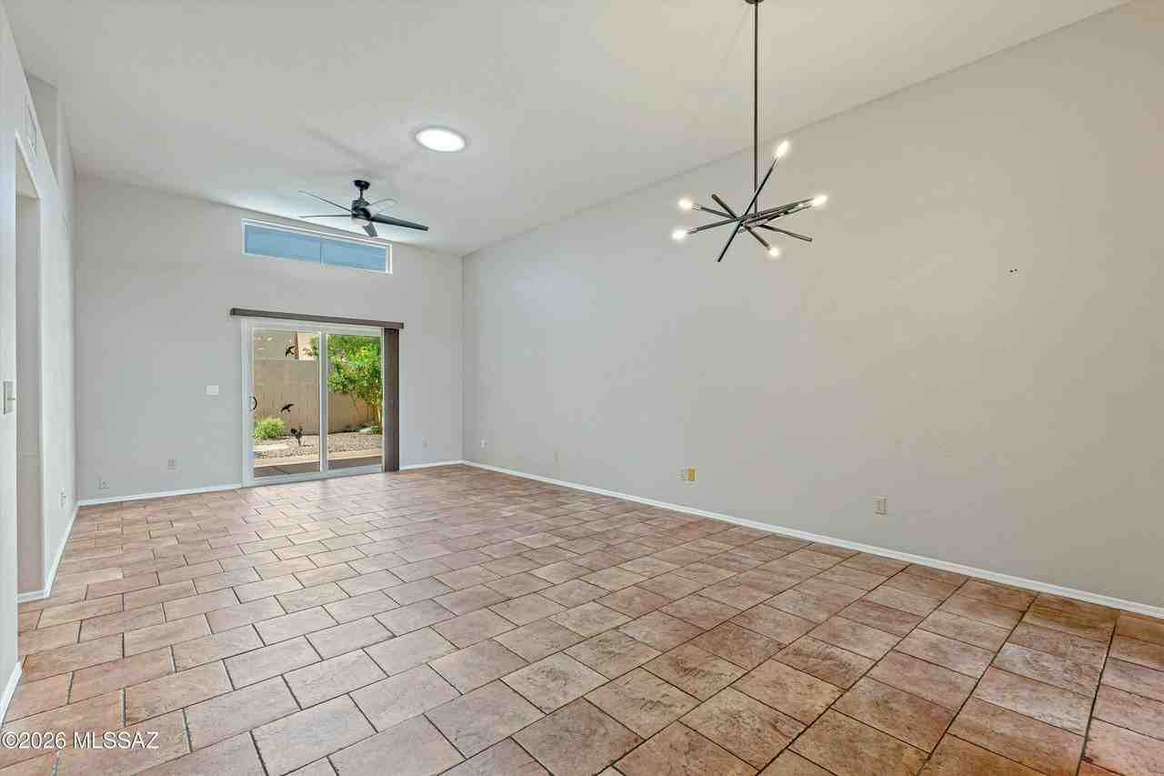 4354 E Samantha Dr - Photo 4 of 26
