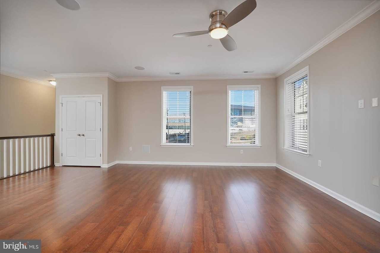 412 Woodcrest Dr Se #412B - Photo 6 of 38