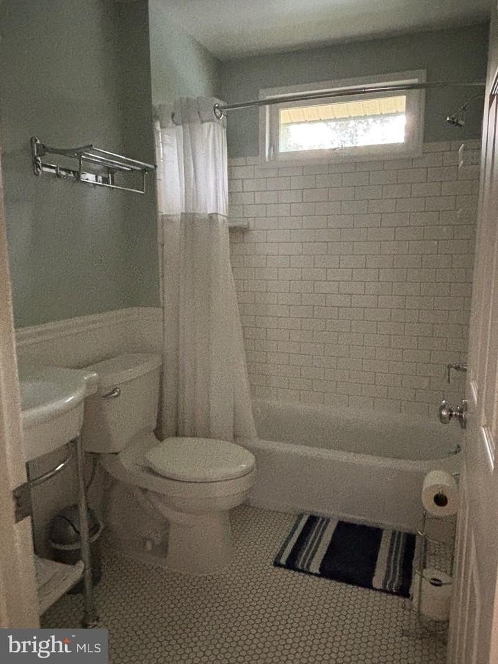 2 Torie Jordan Ct - Photo 6 of 33
