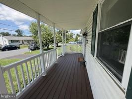 featured image of 1709 Riverdale Dr