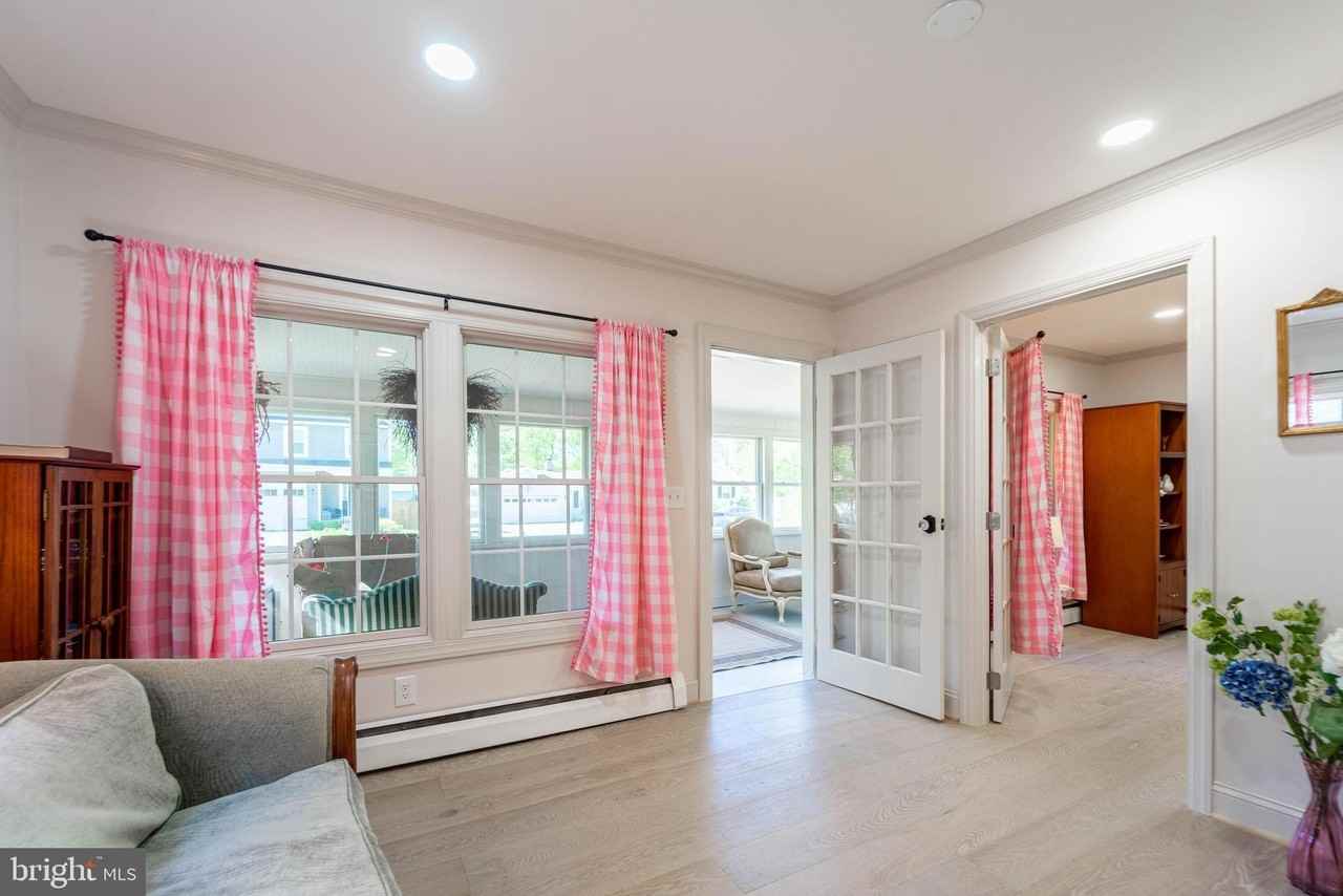 206 Linden Ave - Photo 2 of 43