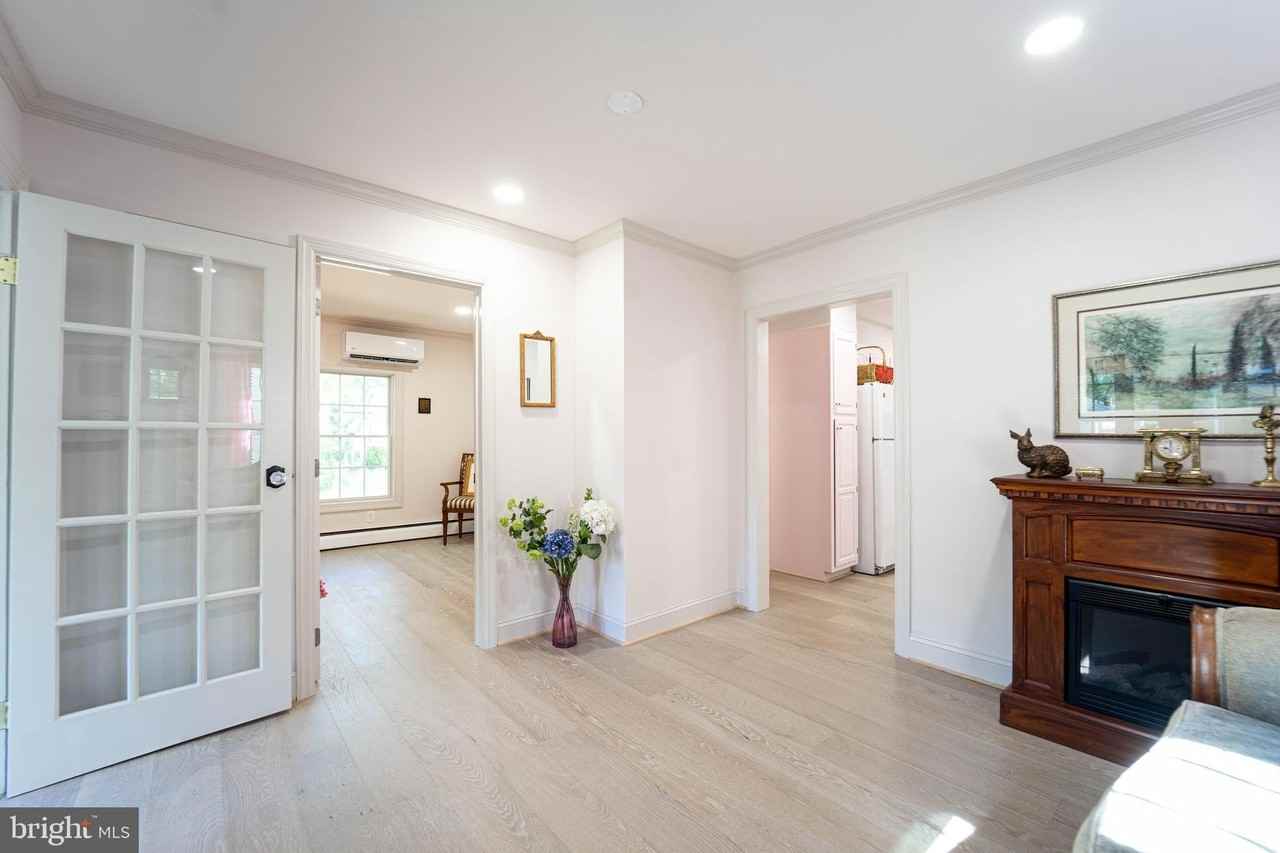 206 Linden Ave - Photo 3 of 43