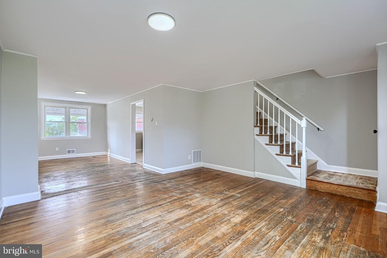 1207 Dalton Rd - Photo 4 of 24