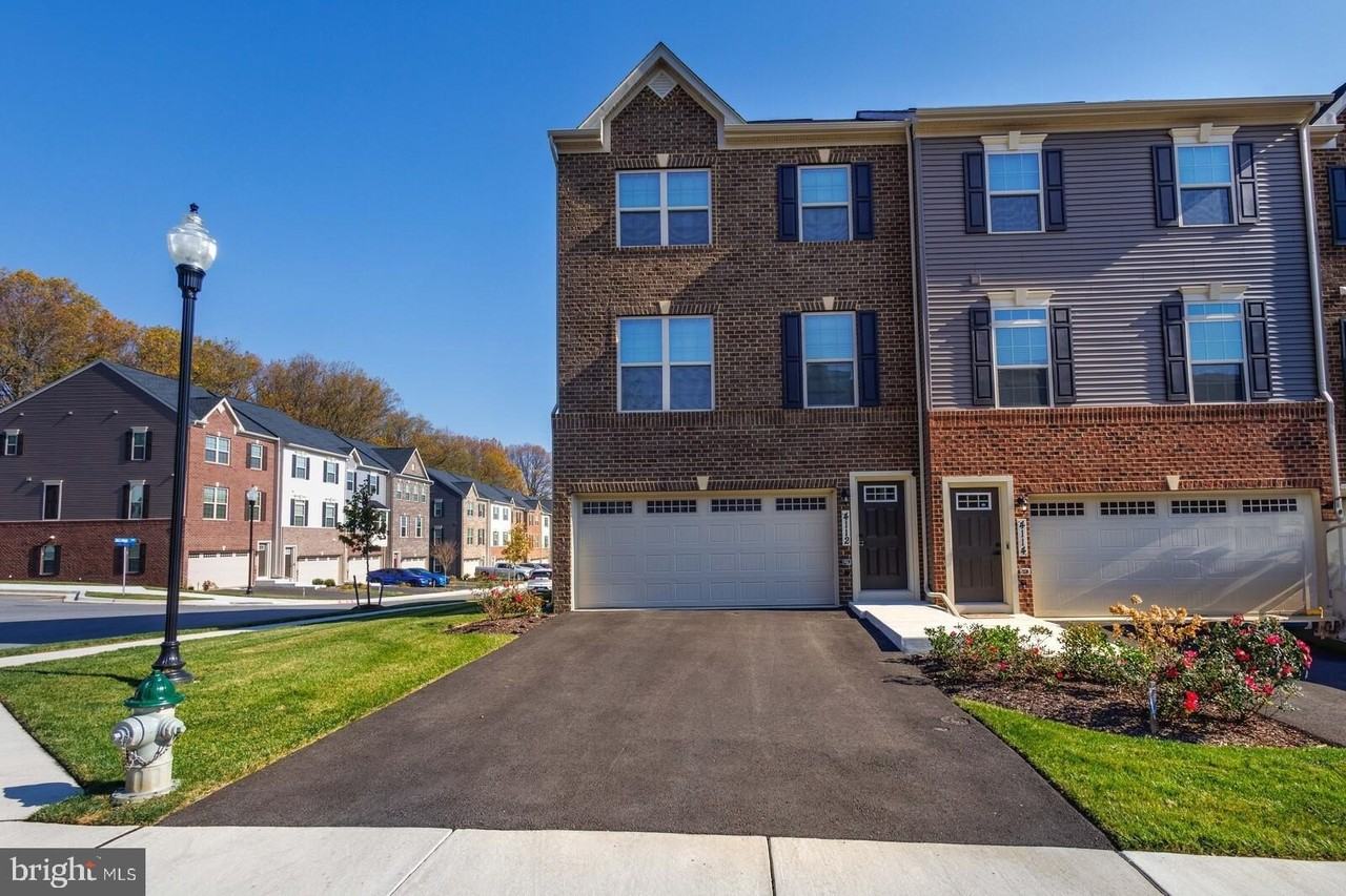 4112 Shirley Rose Ct - Photo 2 of 30