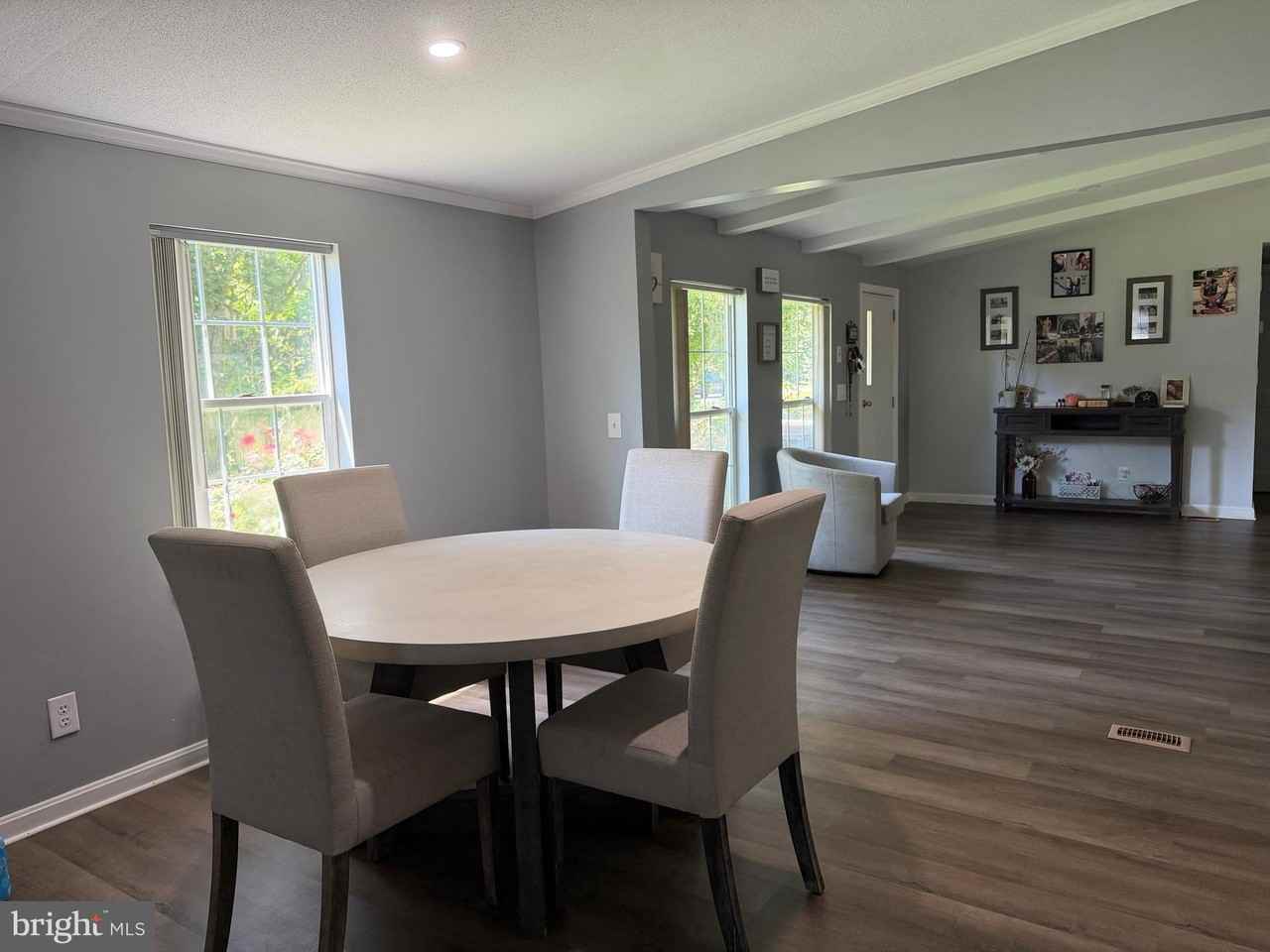 47680 Wheeler Dr - Photo 2 of 19
