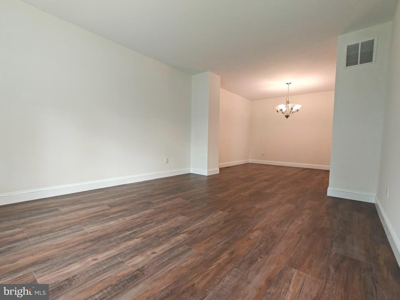 104 Coventry Way - Photo 2 of 22