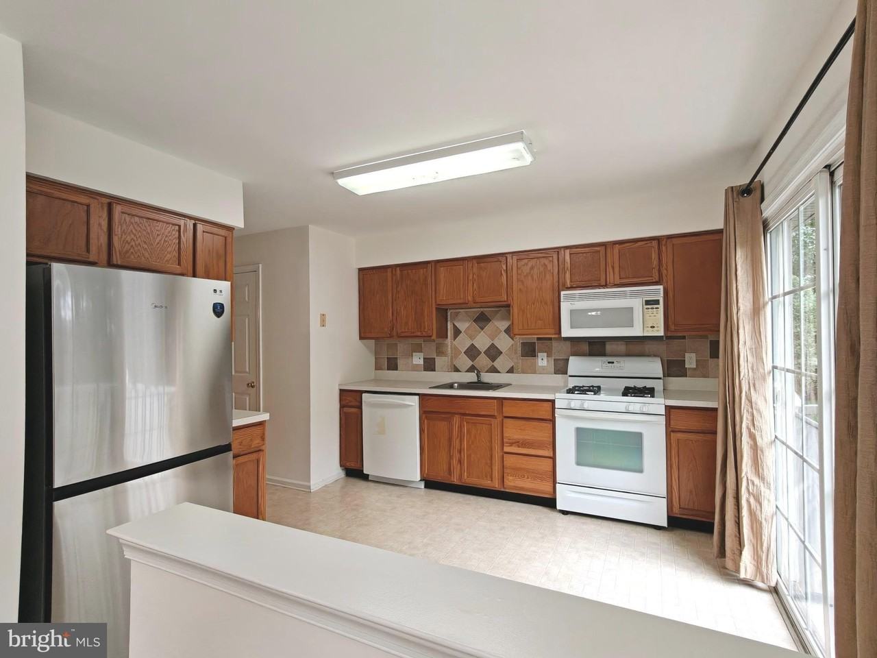 104 Coventry Way - Photo 5 of 22