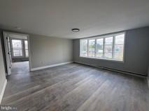 242 N Broadway #B - Photo 1 of 1