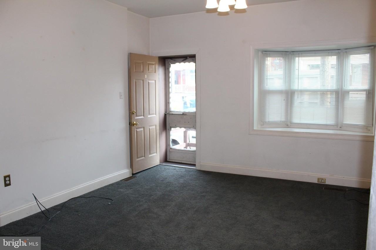 618 E Philadelphia Ave - Photo 6 of 17
