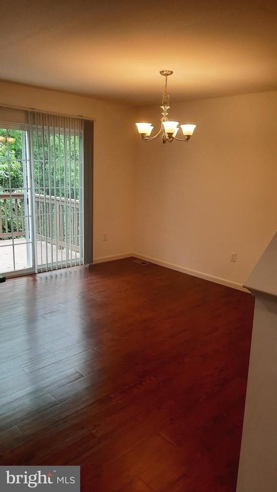 703 Admirals Quay Dr - Photo 6 of 16