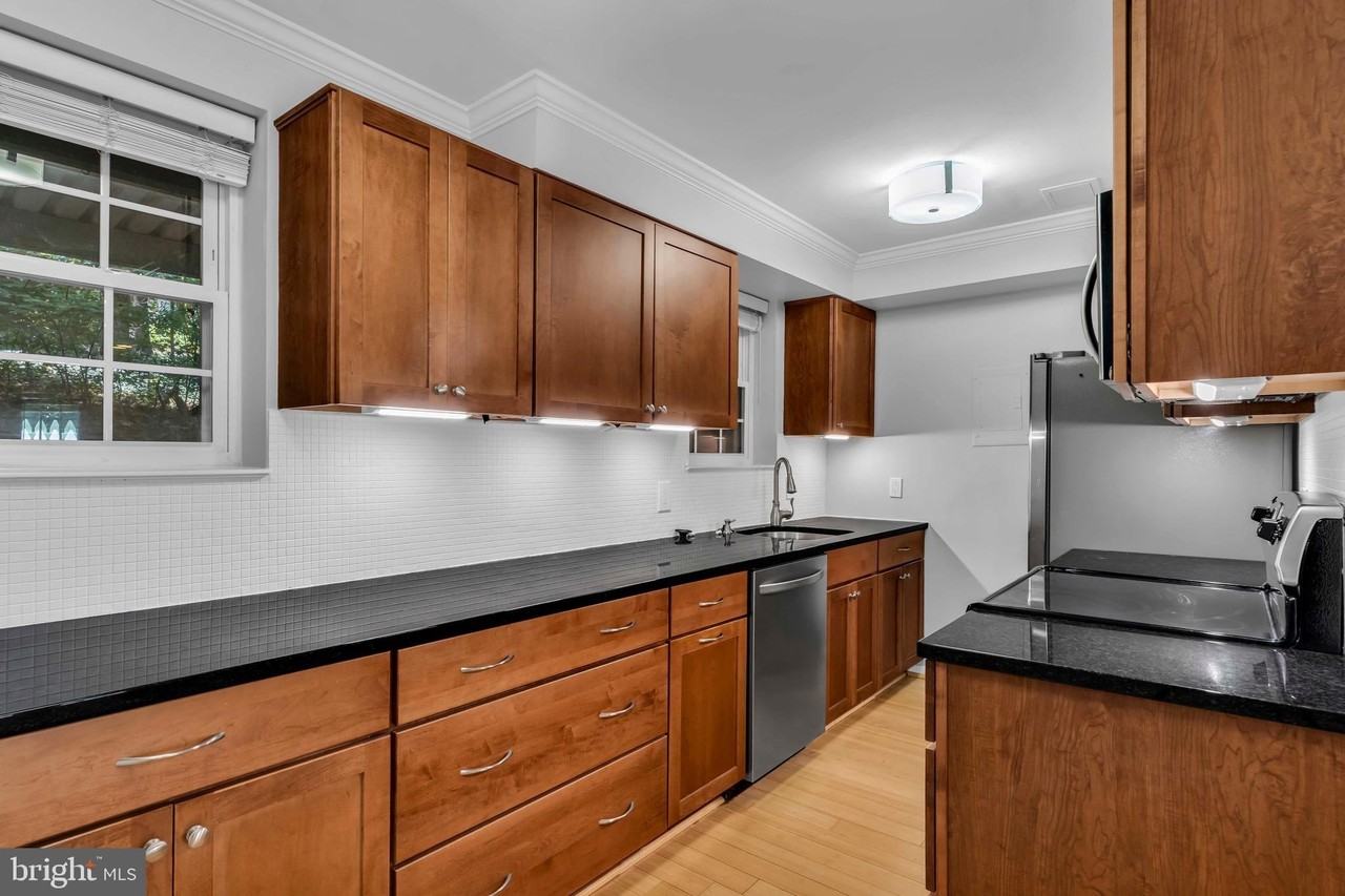 4635 28th Rd S Apt A #A - Photo 7 of 22