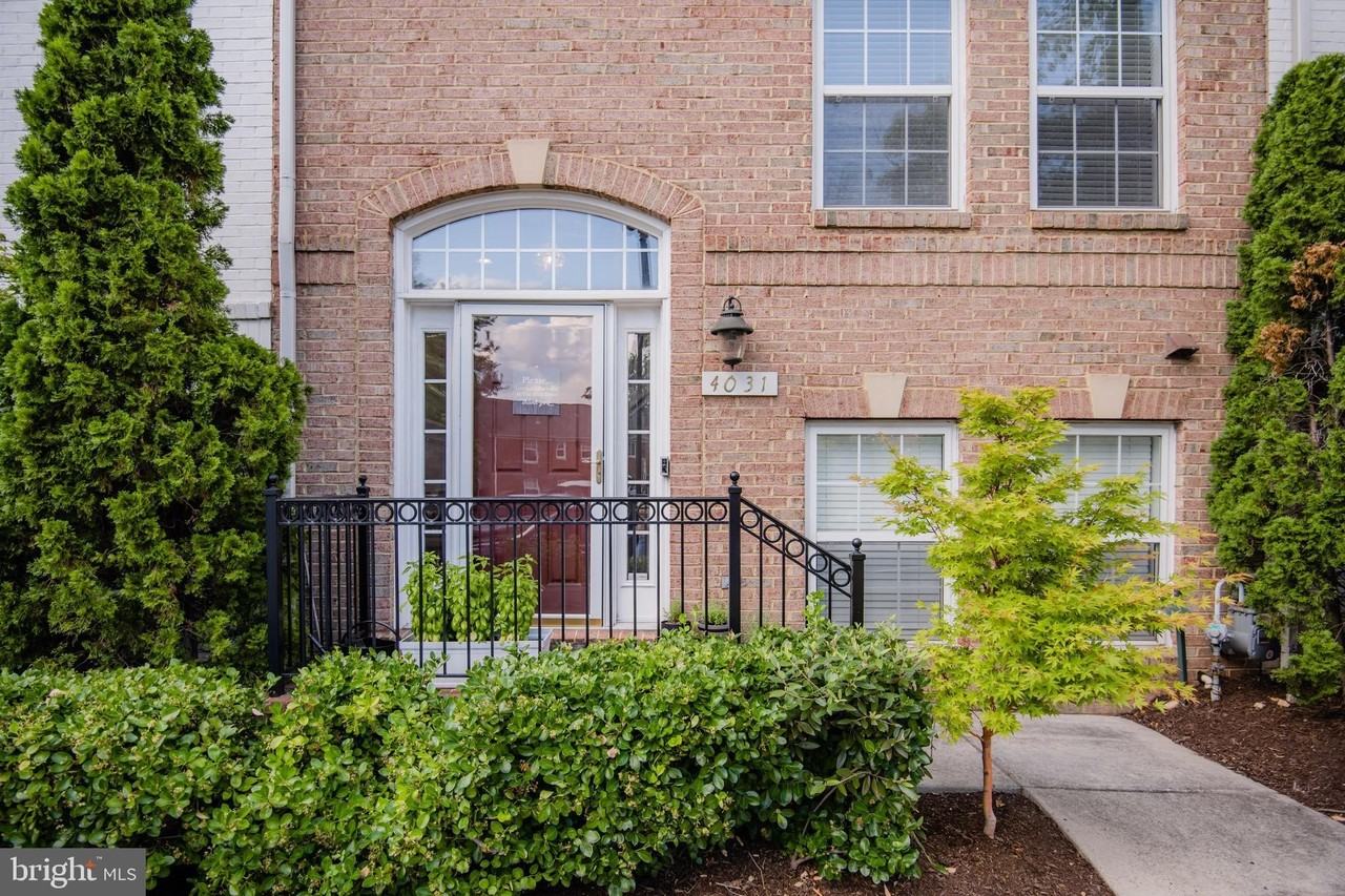 4031 Columbia Pike - Photo 2 of 47