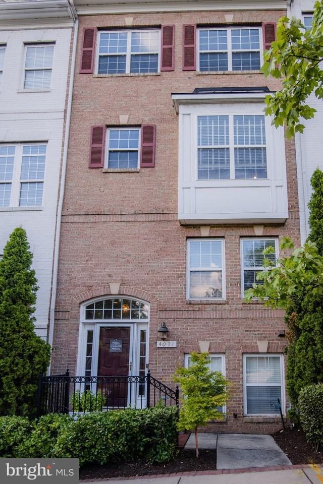 4031 Columbia Pike - Photo 4 of 47
