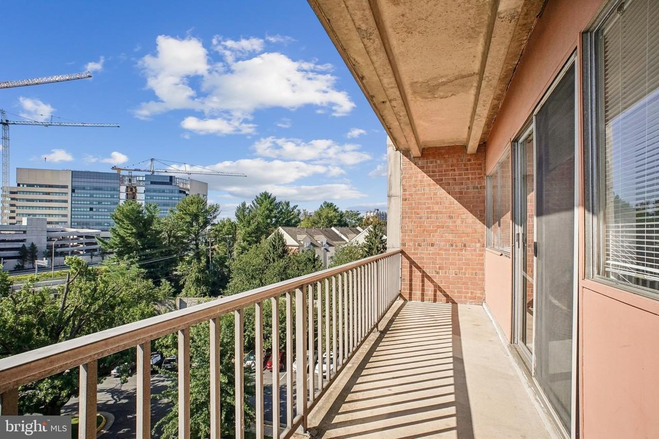 5831 Quantrell Ave #409 - Photo 6 of 22
