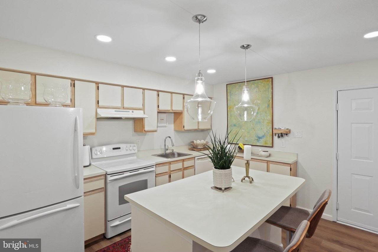 3303 Wyndham Cir #145 - Photo 7 of 27