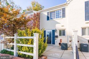 1615 N Van Dorn St #B - Photo 1 of 1