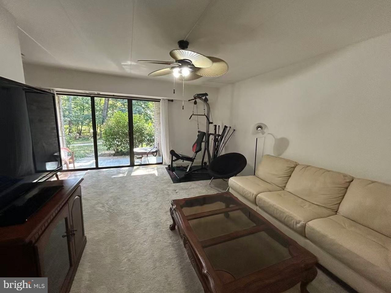 2323 Freetown Ct #2B - Photo 5 of 19