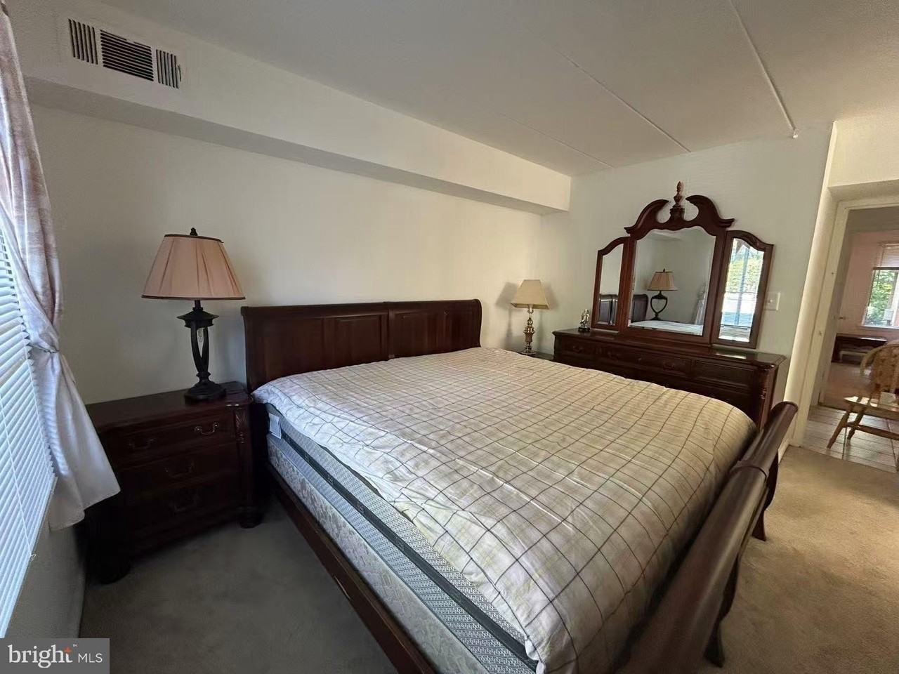2323 Freetown Ct #2B - Photo 7 of 19
