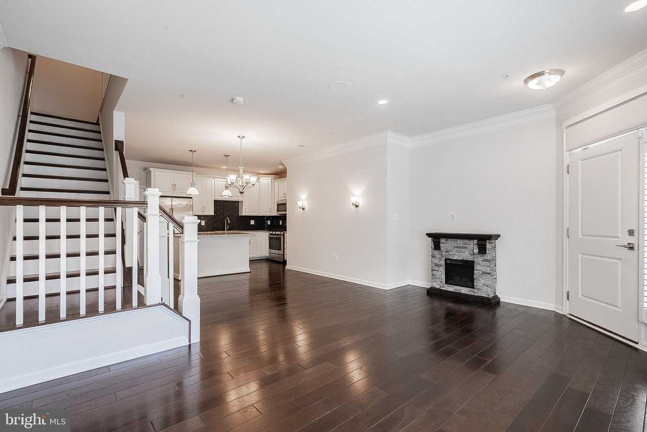 23654 Hopewell Manor Ter - Photo 5 of 43