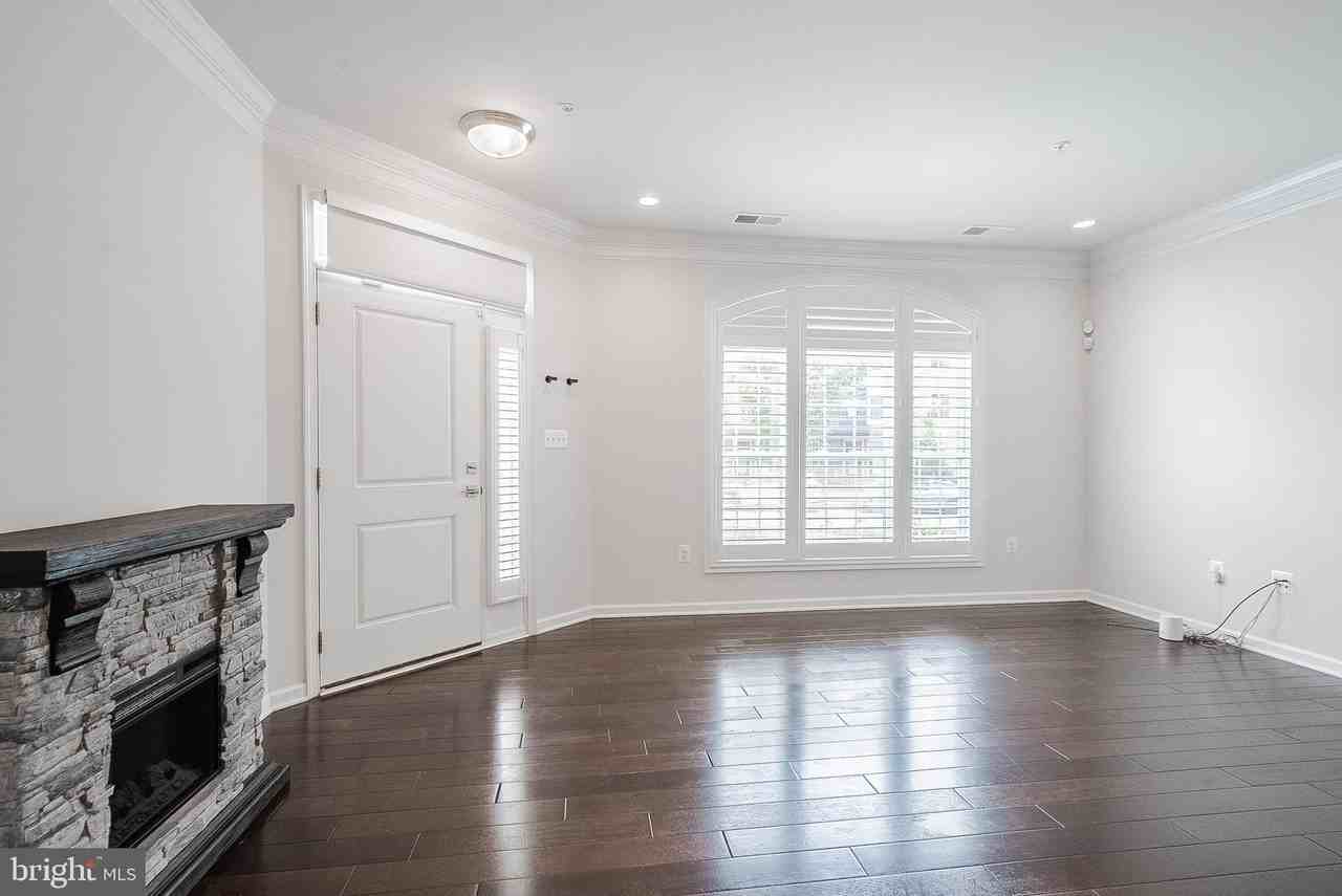23654 Hopewell Manor Ter - Photo 7 of 43