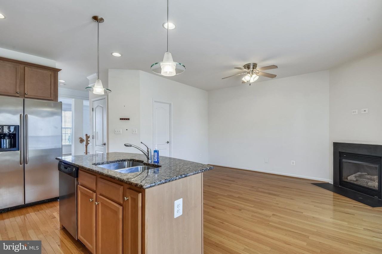 25082 Cypress Mill Ter - Photo 3 of 41