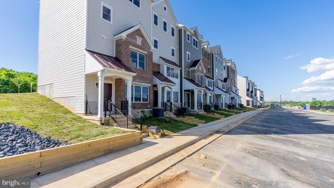 964 Orchard Ridge Dr #106B - Photo 2 of 32