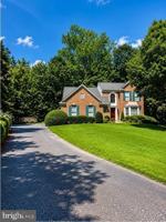 featured image of 3915 Carlyle Ct