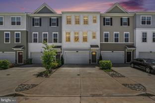 427 Snowberry Ln - Photo 1 of 1