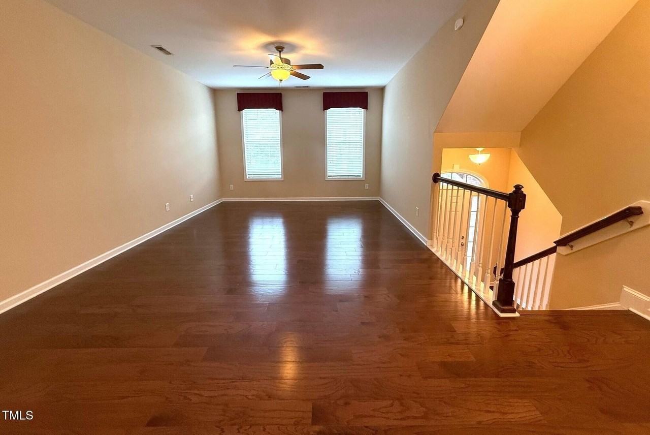 545 Old Mill Village Dr - Photo 3 of 34