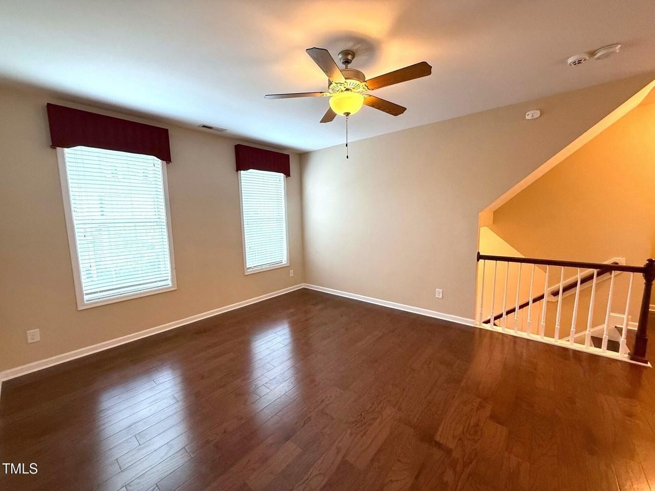 545 Old Mill Village Dr - Photo 4 of 34
