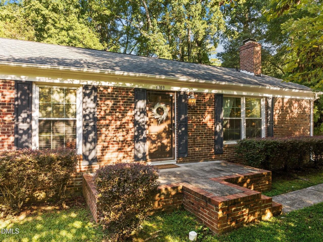 6109 Whittier Dr - Photo 2 of 50