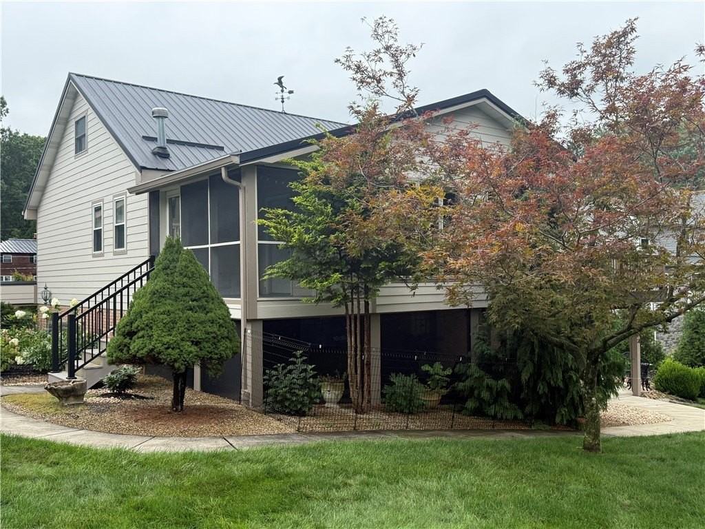 110 Sunny Dell Ln - Photo 2 of 25