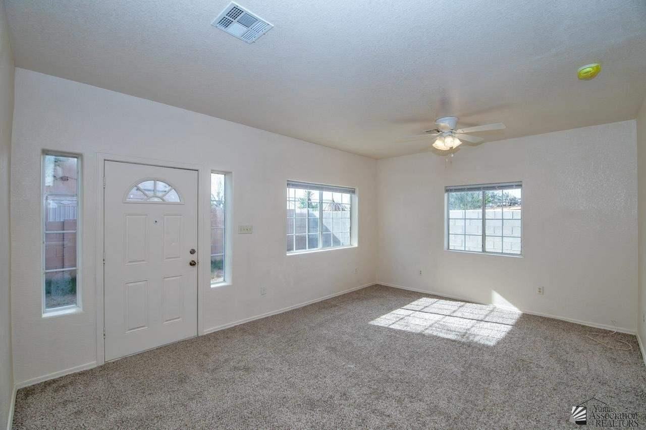 986 S 37th Ave #A - Photo 3 of 14