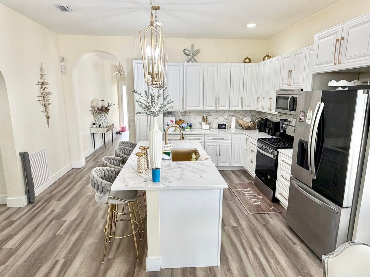 159 Berenger Walk - Photo 4 of 8