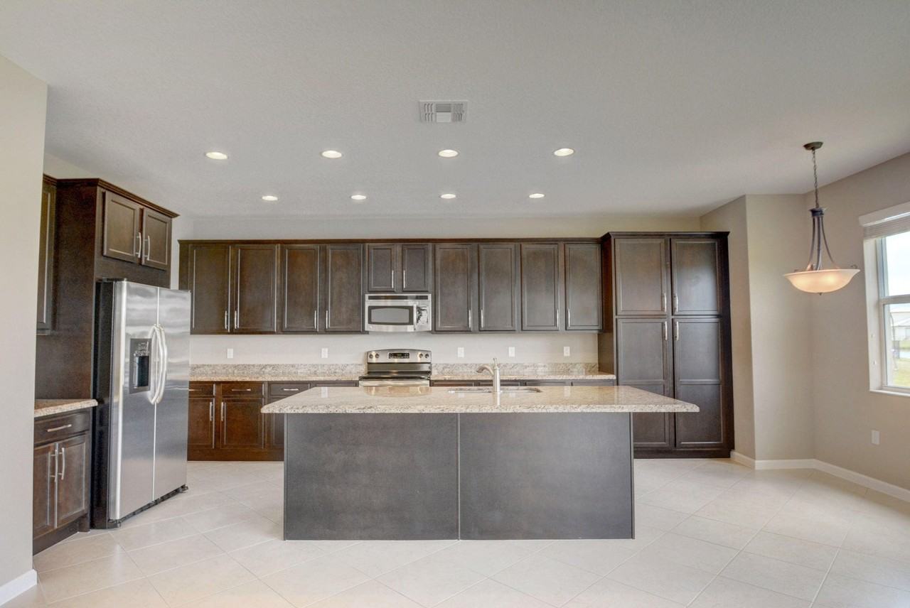 2916 Payson Way - Photo 3 of 8