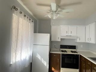 3421 Alta Monte Ave Ne #A - Photo 4 of 24