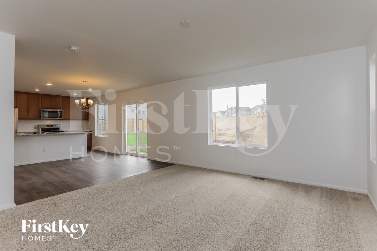 10249 Luneth Dr - Photo 3 of 15